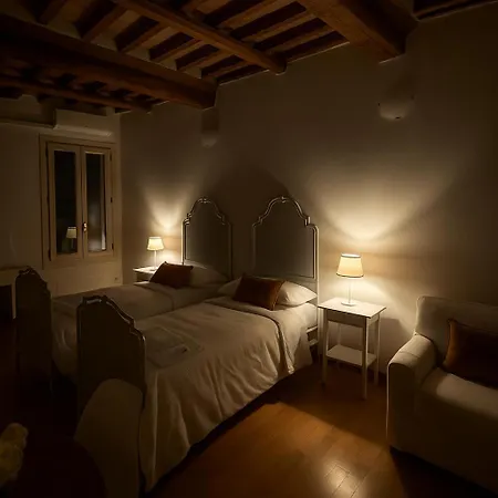 Ferraresi Apartment *